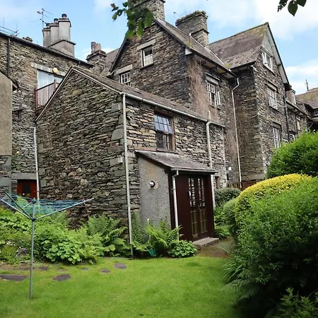 Clover - Delightful 1-bed In The Heart Of