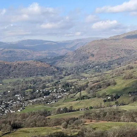 Clover - Delightful 1-bed In The Heart Of *